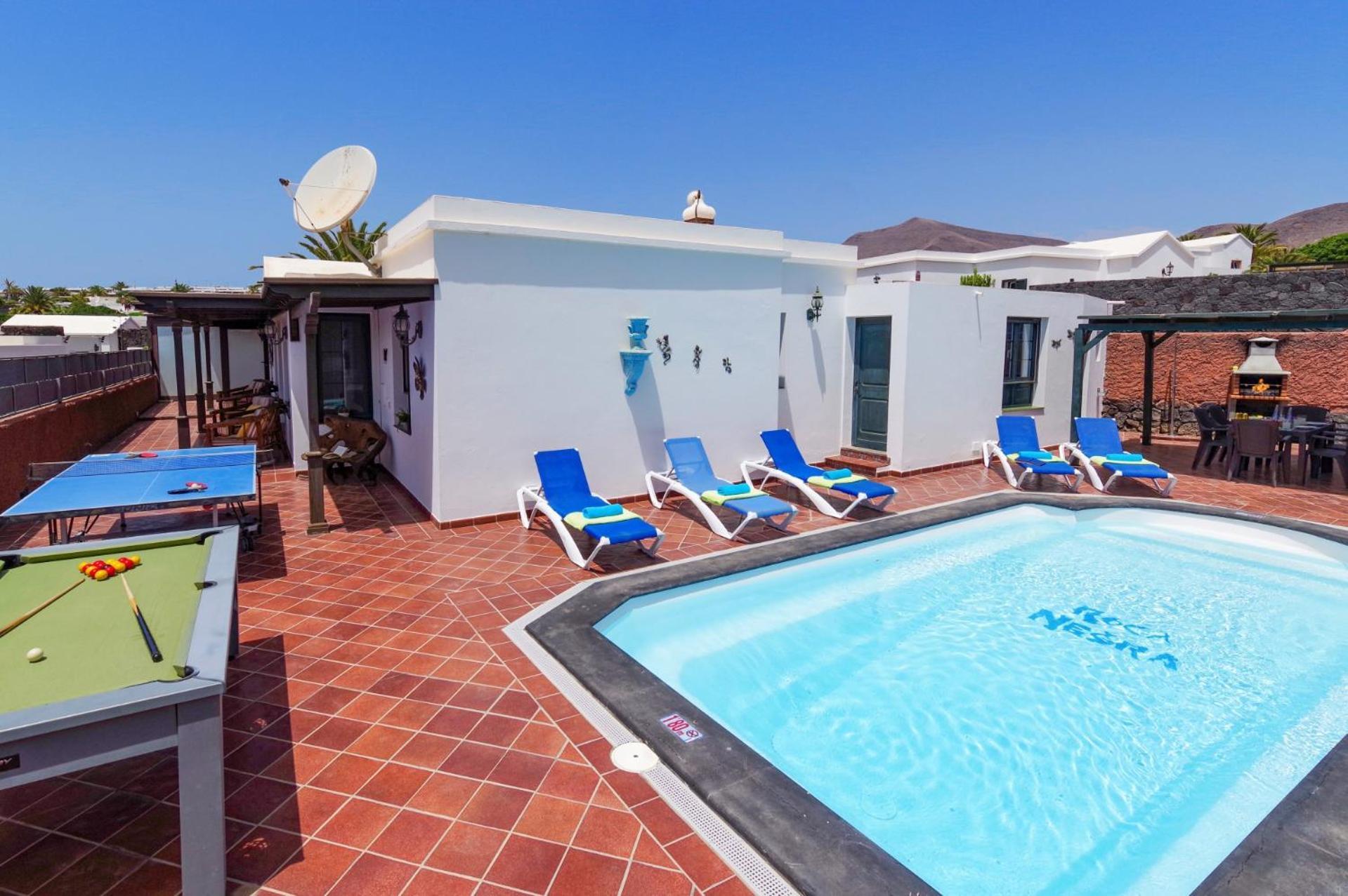 Villa Roca Negra By Villa Plus Playa Blanca  Exterior photo